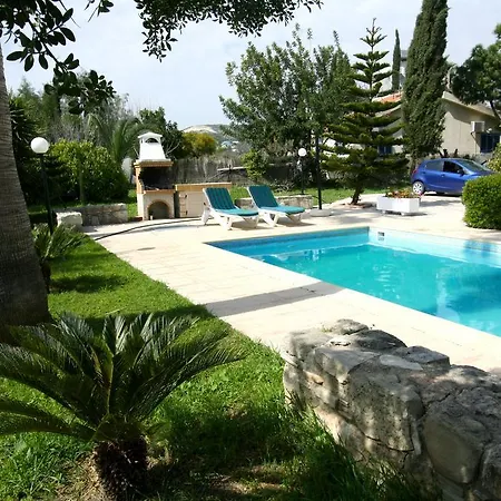 Alonia Villas *