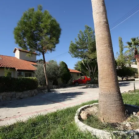 Villa Alonia Villas